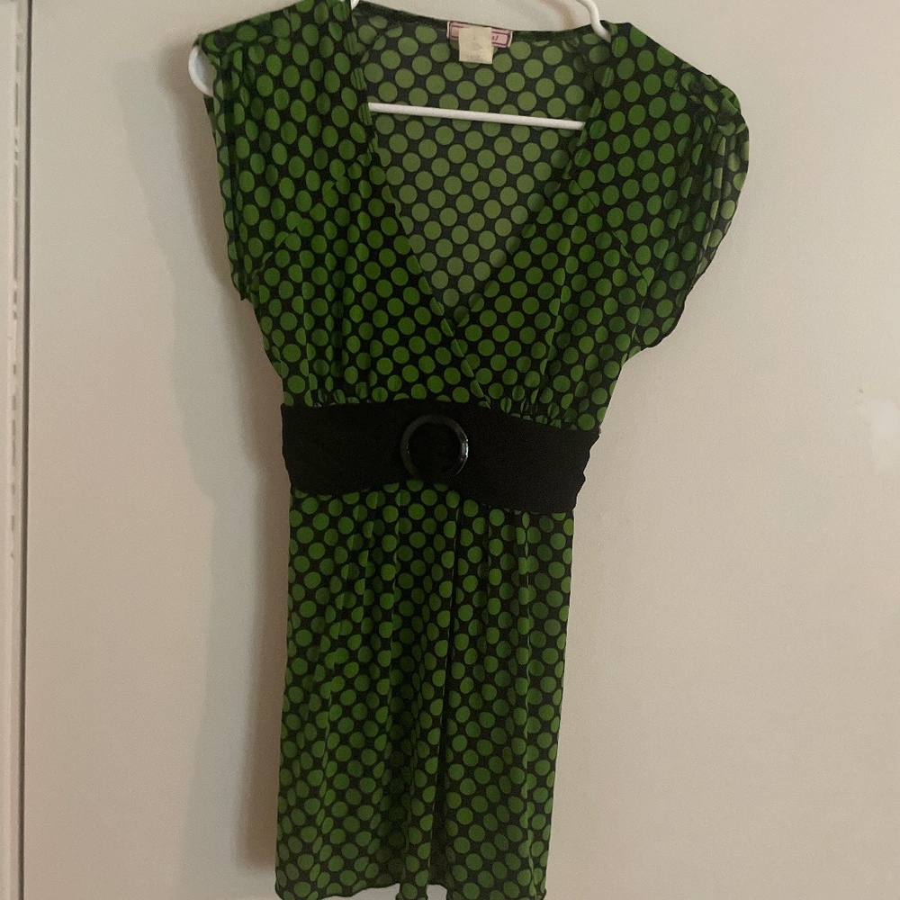 Woman’s short sleeve top